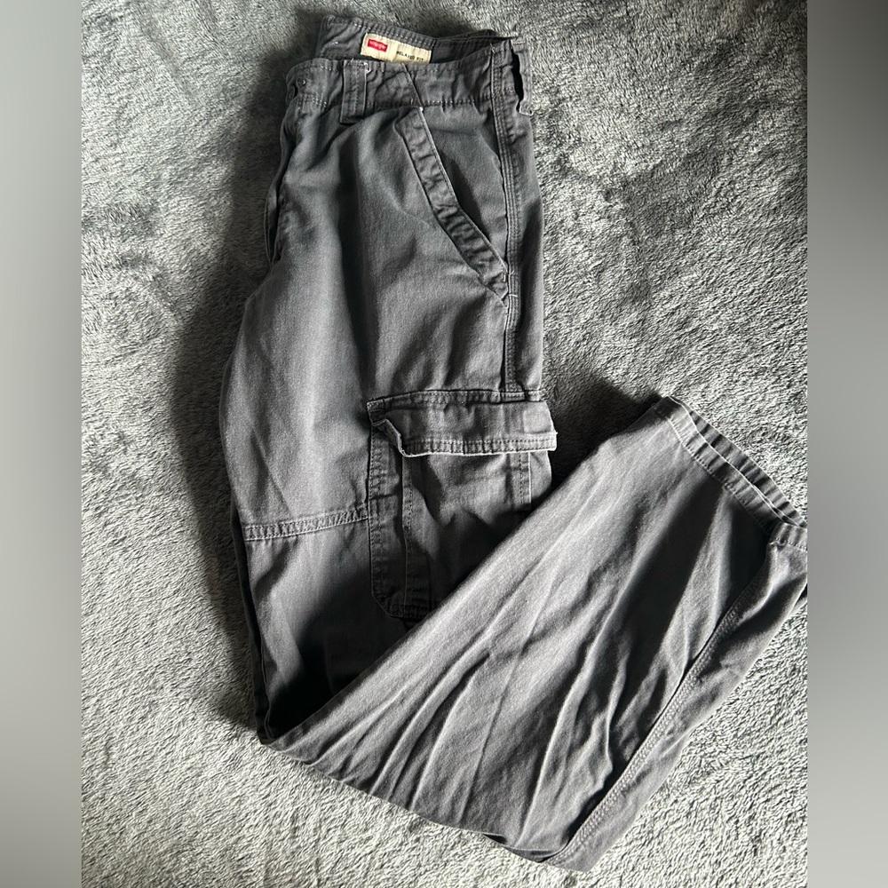 Gray wrangler cargo pants